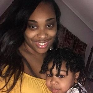 Meet your Posher, Jasmine